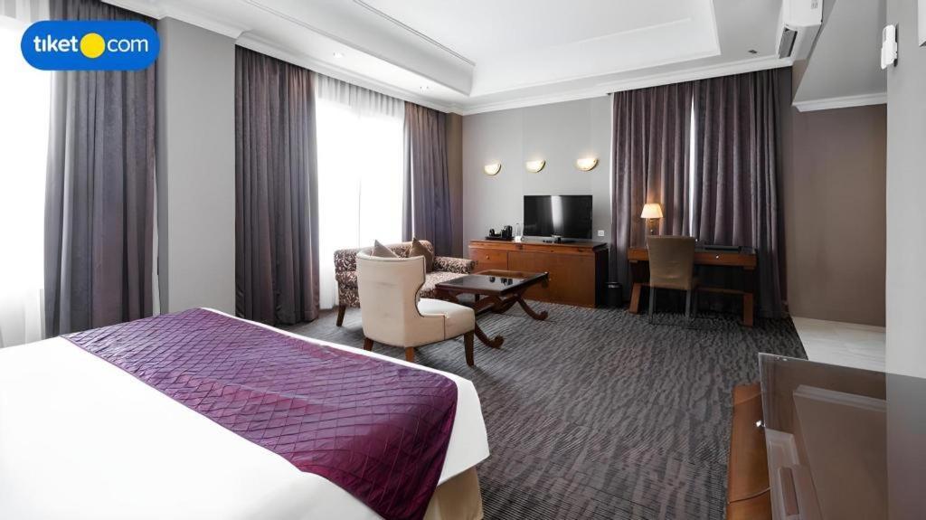 The Mirah Hotel Bogor Bagian luar foto