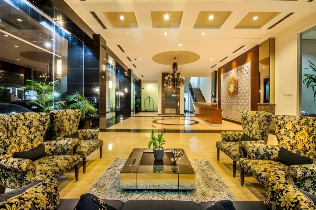 The Mirah Hotel Bogor Bagian luar foto